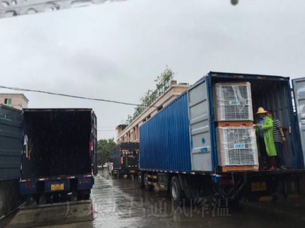 車間降溫設(shè)備|環(huán)?？照{(diào)讓你的車間輕松降溫